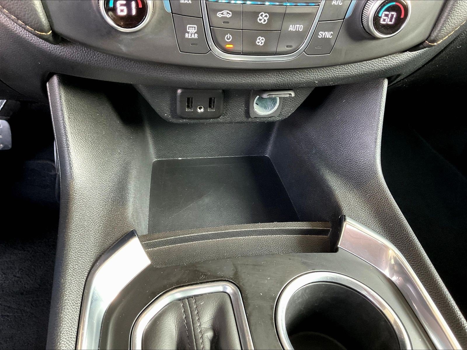 Used 2019 Chevrolet Traverse LS FWD image 15