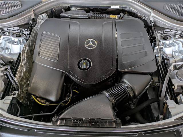 Used 2025 Mercedes-Benz GLC 350e 4MATIC image 23