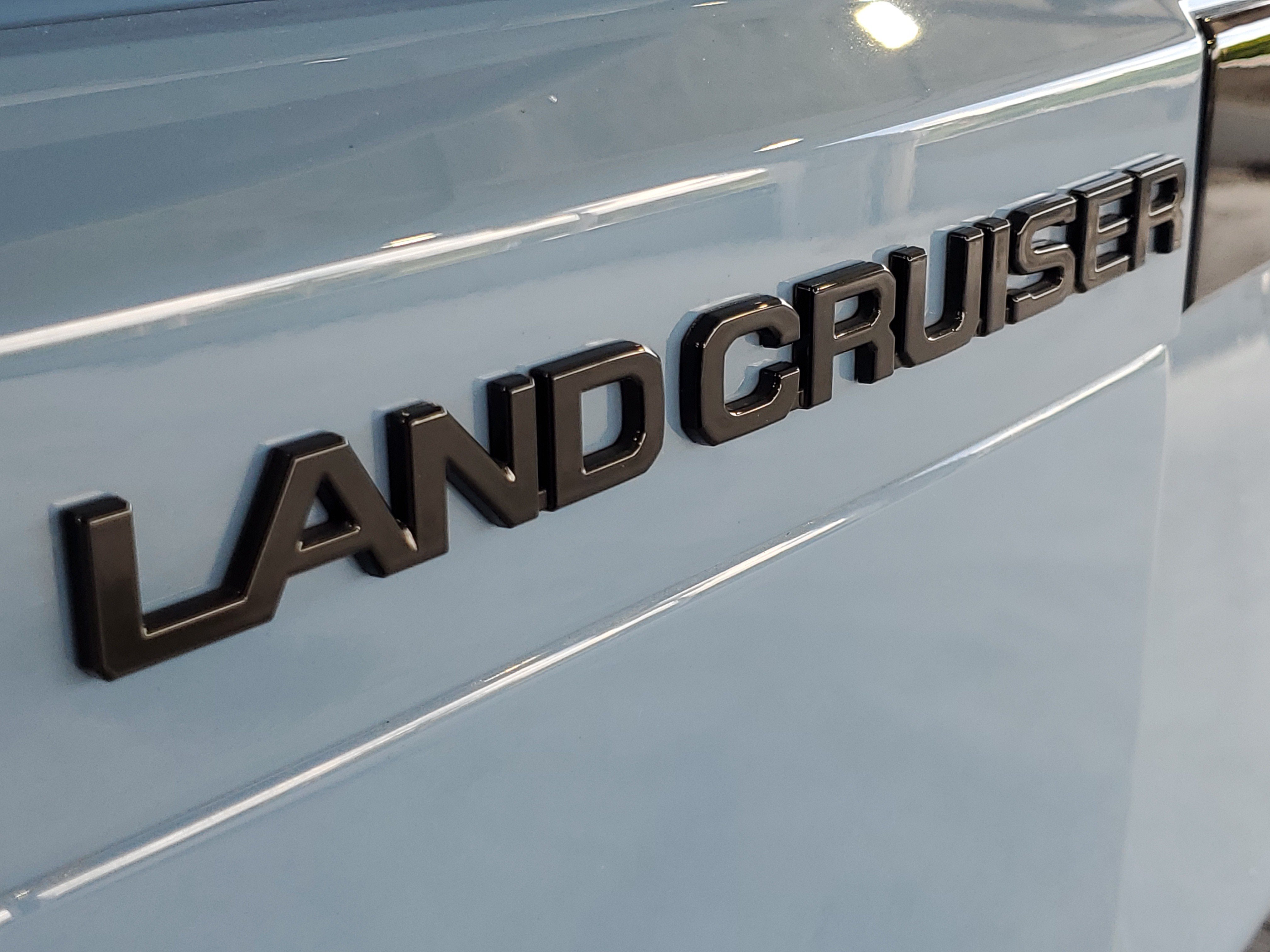Used 2024 Toyota Land Cruiser w/ Premium Package AWD/4WD image 5