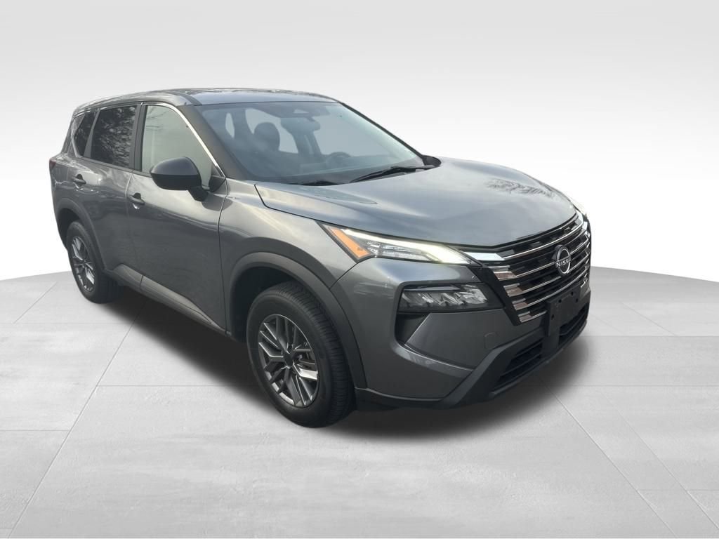 Used 2024 Nissan Rogue S image 24