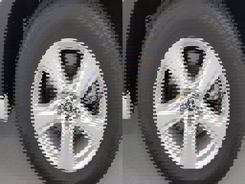 Certified 2025 Toyota Highlander LE image 11