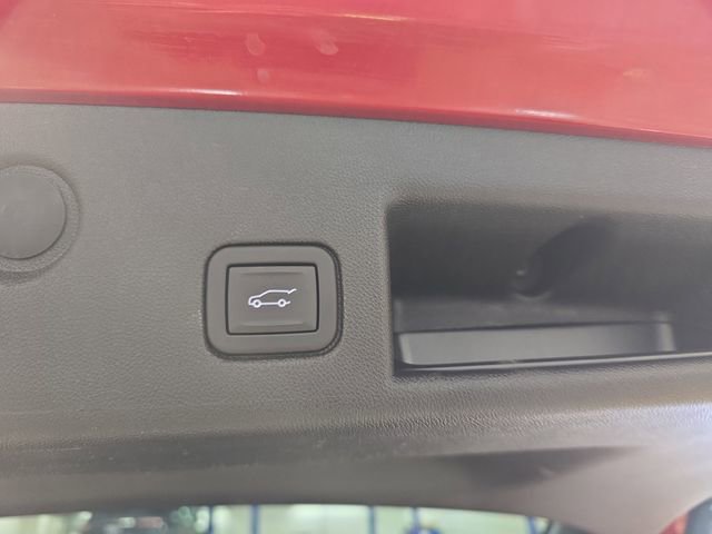 Used 2024 Chevrolet Equinox LT w/ LPO, Floor Liner Package image 16