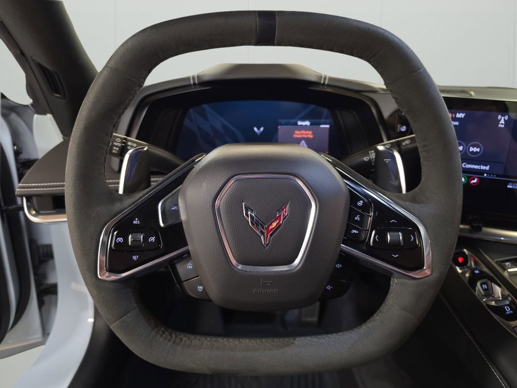 Used 2020 Chevrolet Corvette Stingray Preferred Conv w/ 2LT Preferred Equipment Group RWD image 18