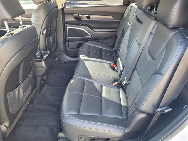 Used 2022 Kia Telluride EX image 9