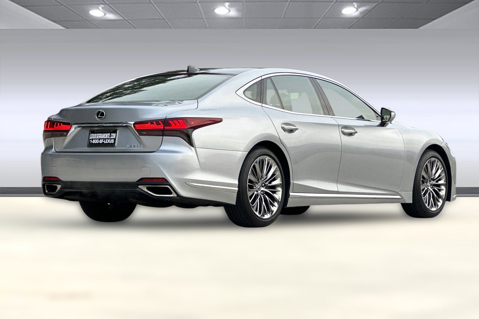 Used 2021 Lexus LS 500 w/ Interior Upgrade Package image 9