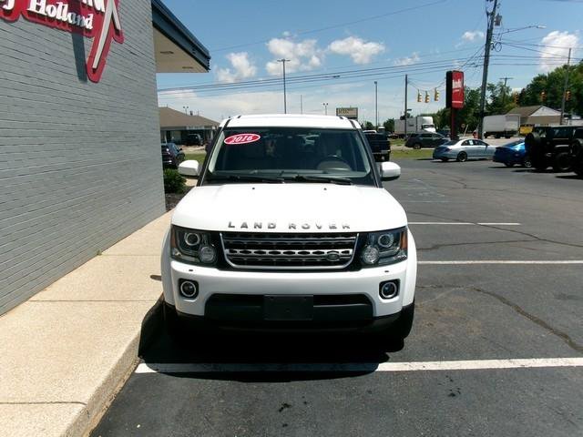 Used 2016 Land Rover LR4 HSE AWD/4WD image 3