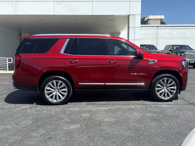 Used 2023 GMC Yukon Denali AWD/4WD image 2