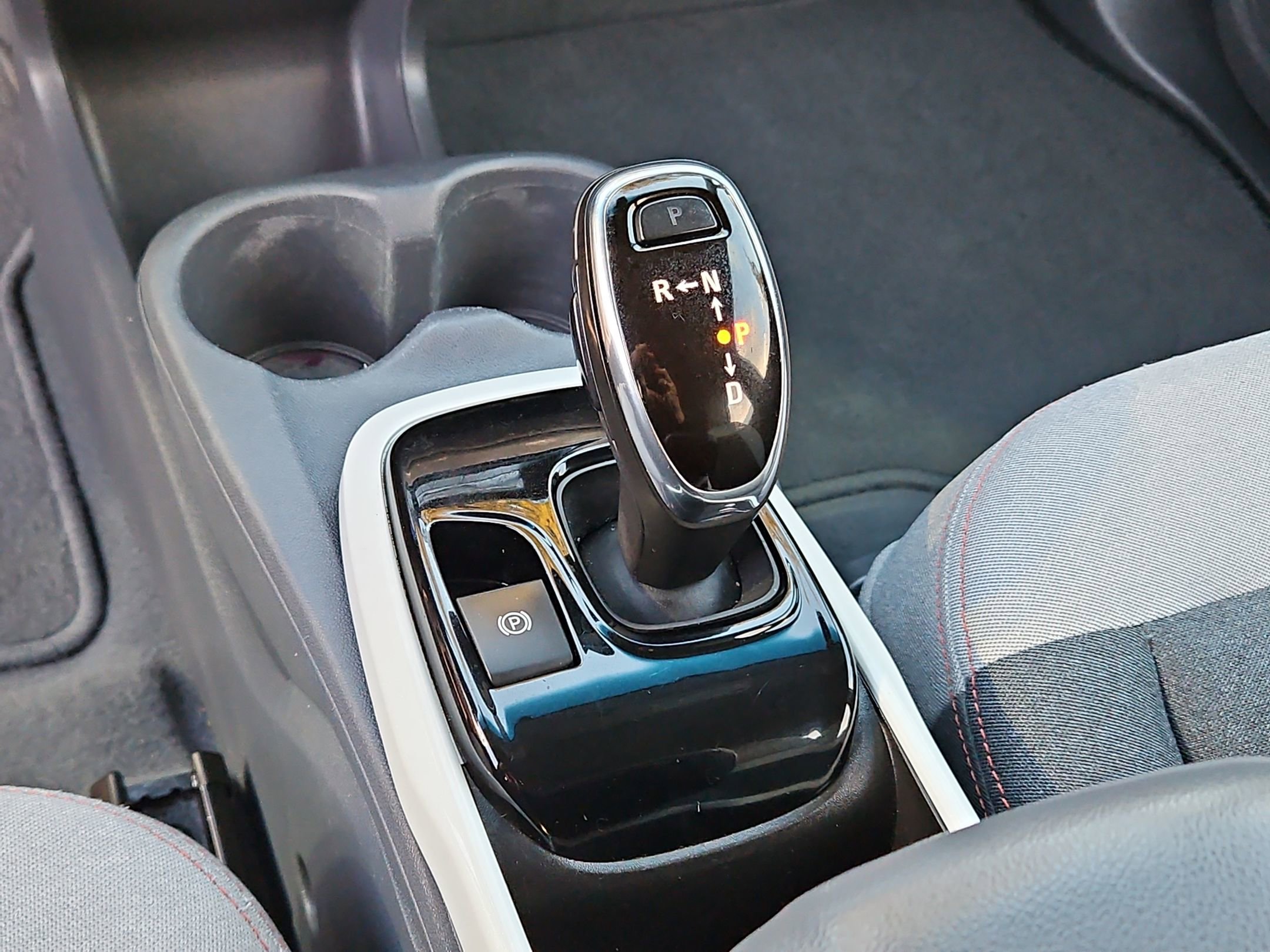 Used 2019 Chevrolet Bolt LT image 17