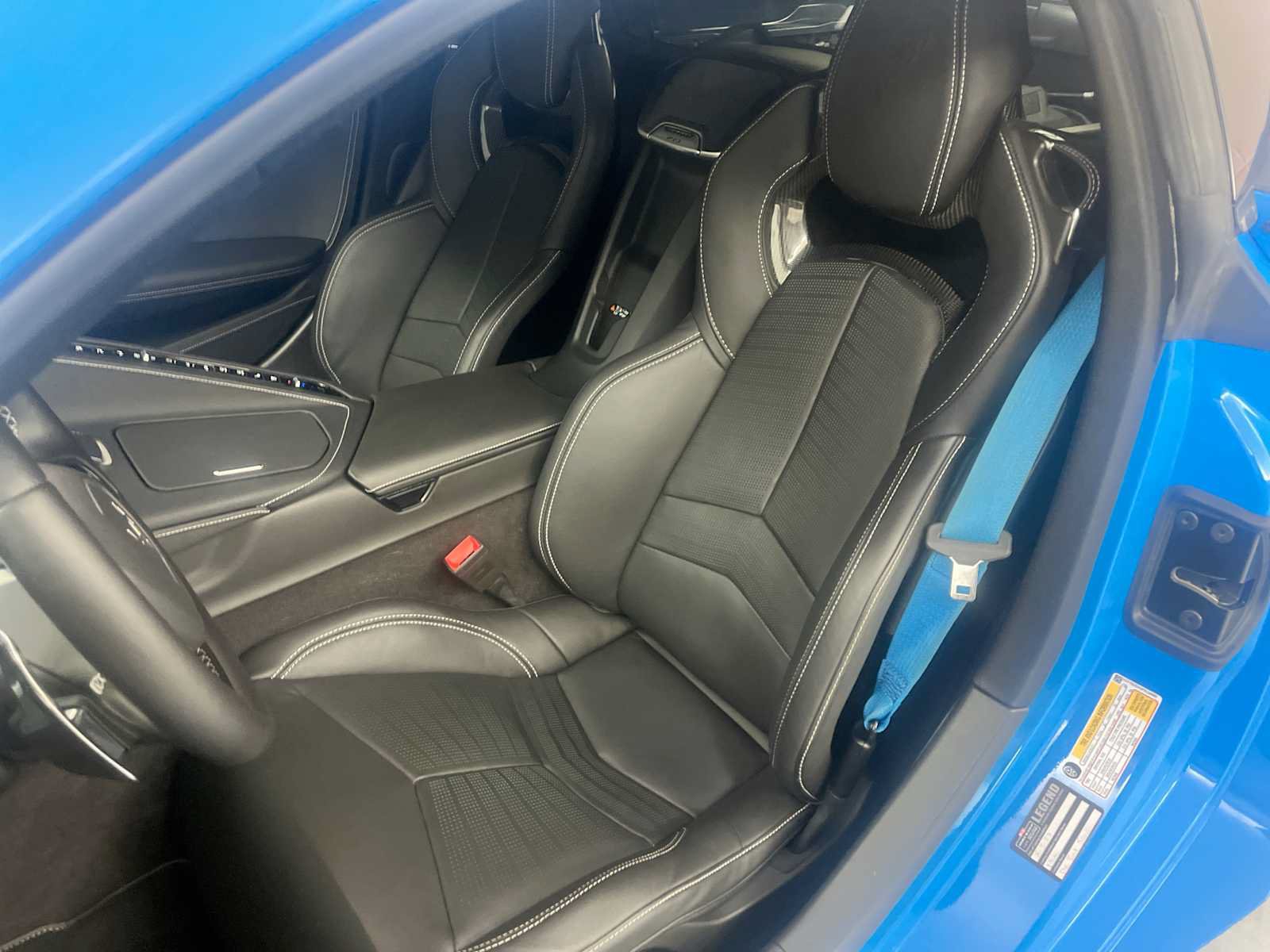 Used 2023 Chevrolet Corvette Stingray Preferred Cpe w/ Z51 Performance Package RWD image 16