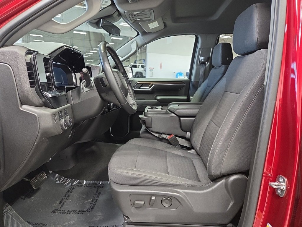 Used 2023 Chevrolet Silverado 1500 RST image 9