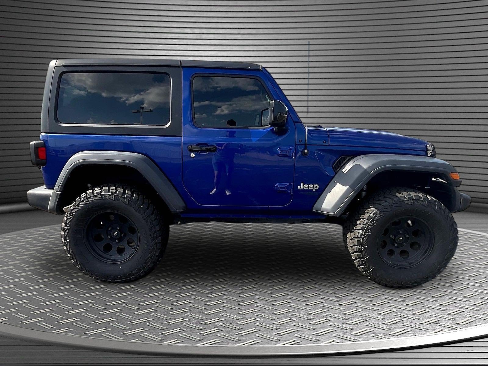 Used 2019 Jeep Wrangler Sport AWD/4WD image 8