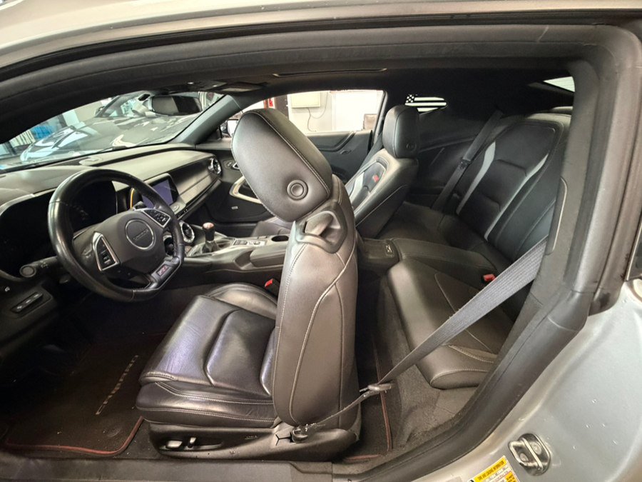 Used 2018 Chevrolet Camaro SS w/ Redline Edition RWD image 26