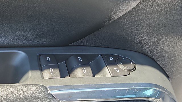 Used 2026 Chevrolet Traverse LT w/ Driver Confidence Package FWD image 23