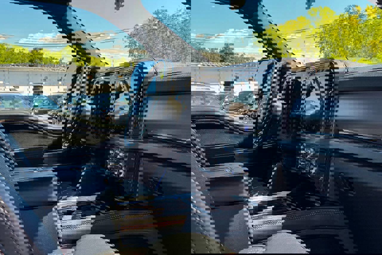 Used 2024 Ford F250 Platinum image 10