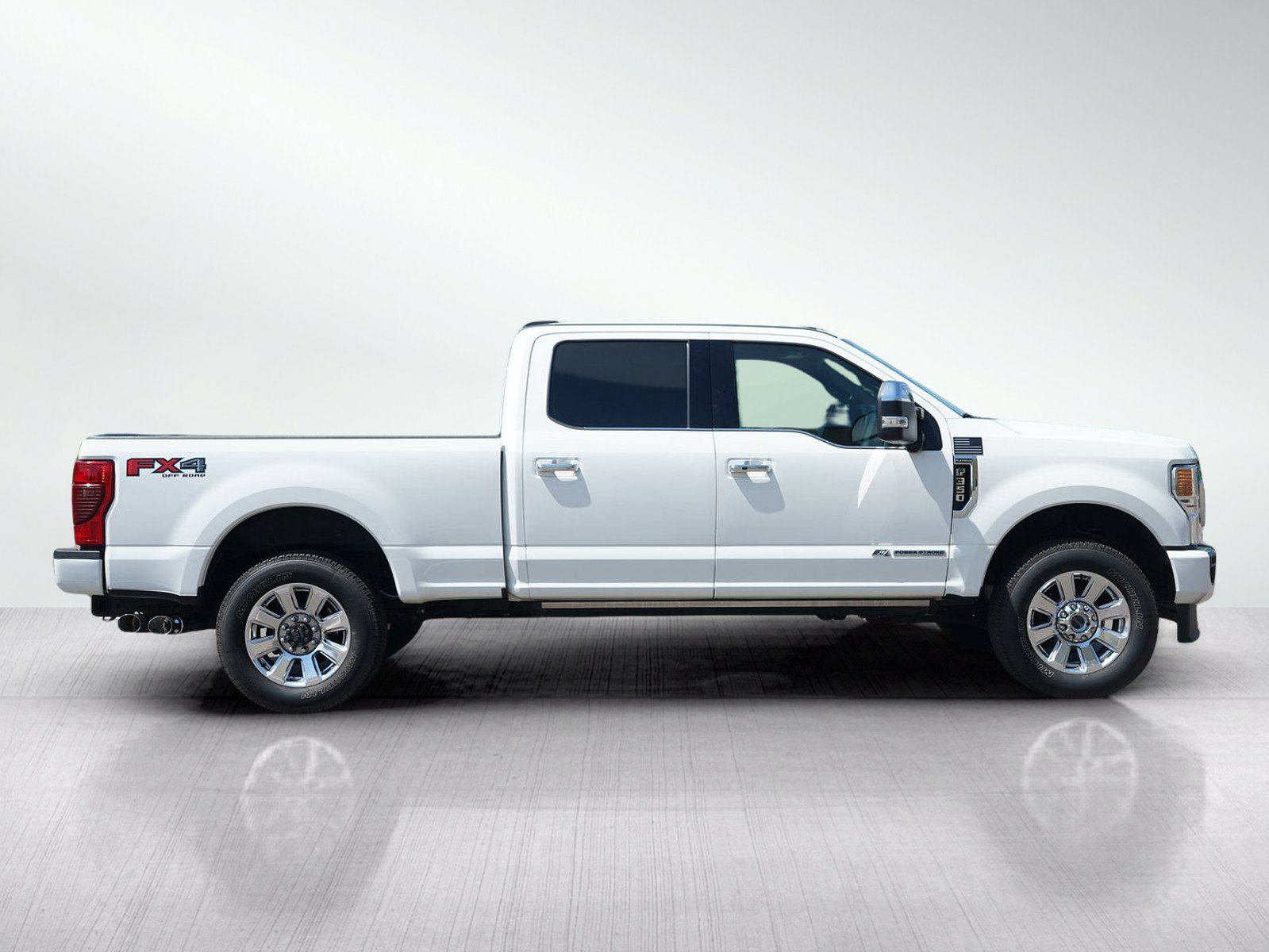 Used 2022 Ford F350 Platinum AWD/4WD image 7