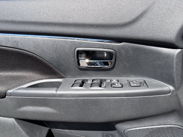 New 2027 Mitsubishi Outlander Sport FWD image 17