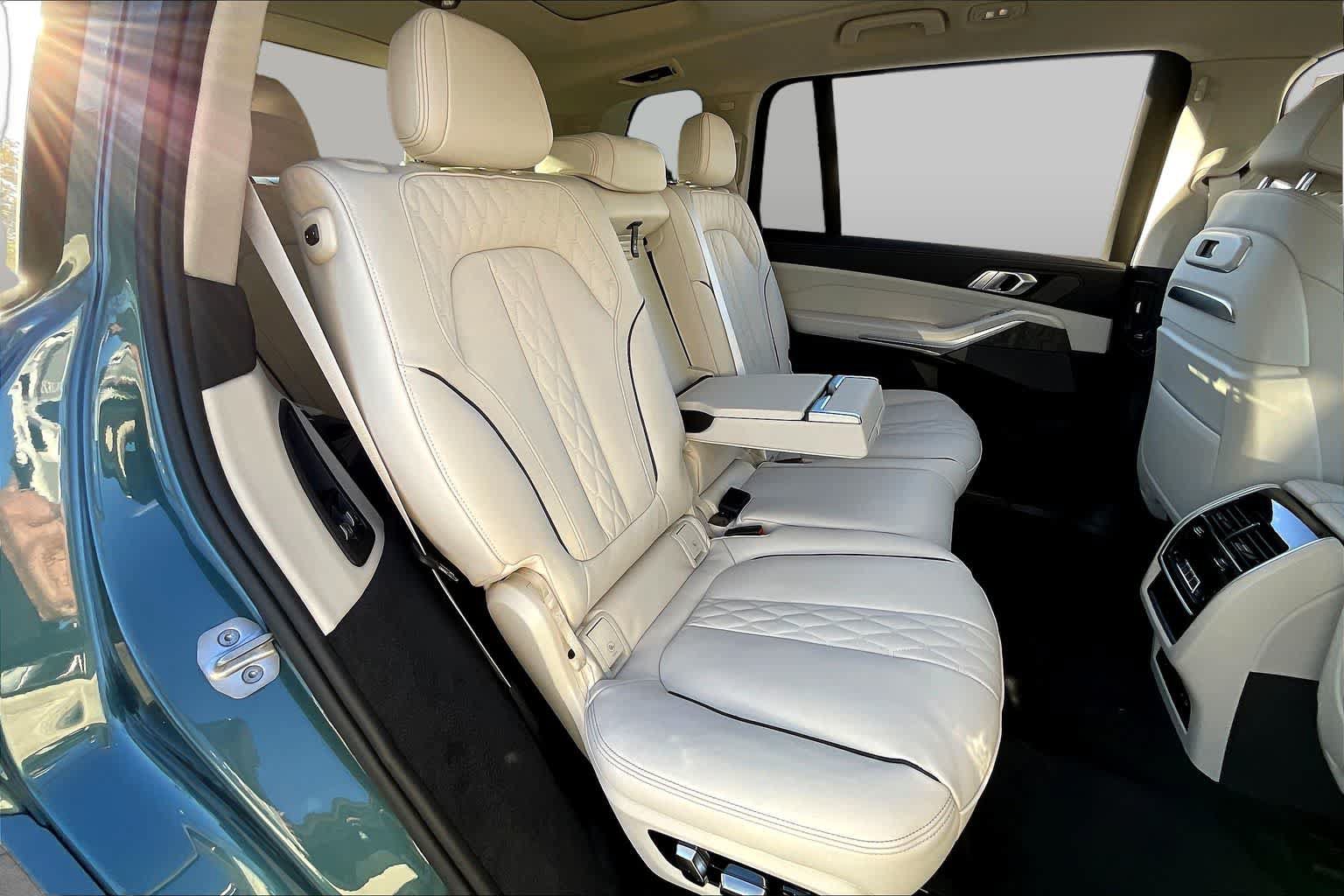 Used 2026 BMW X7 xDrive40i AWD/4WD image 19