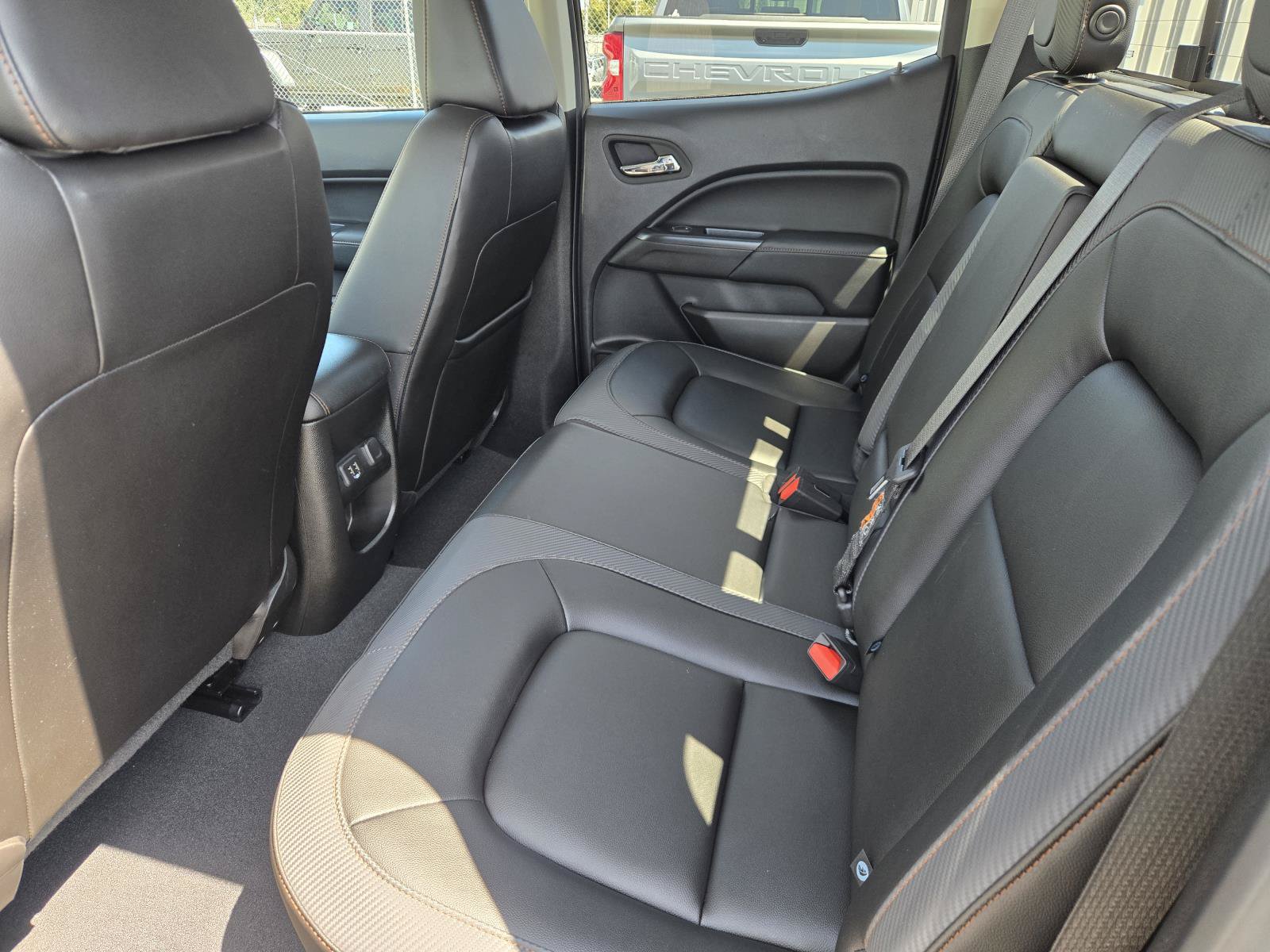 Used 2022 GMC Canyon AT4 w/ Trailering Package AWD/4WD image 28