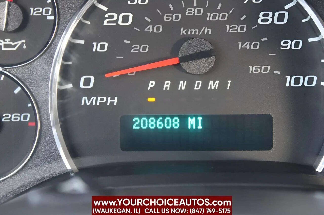 Used 2021 GMC Savana 2500 w/ Driver Convenience Package image 18