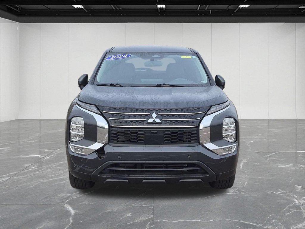 Used 2024 Mitsubishi Outlander SE FWD image 8
