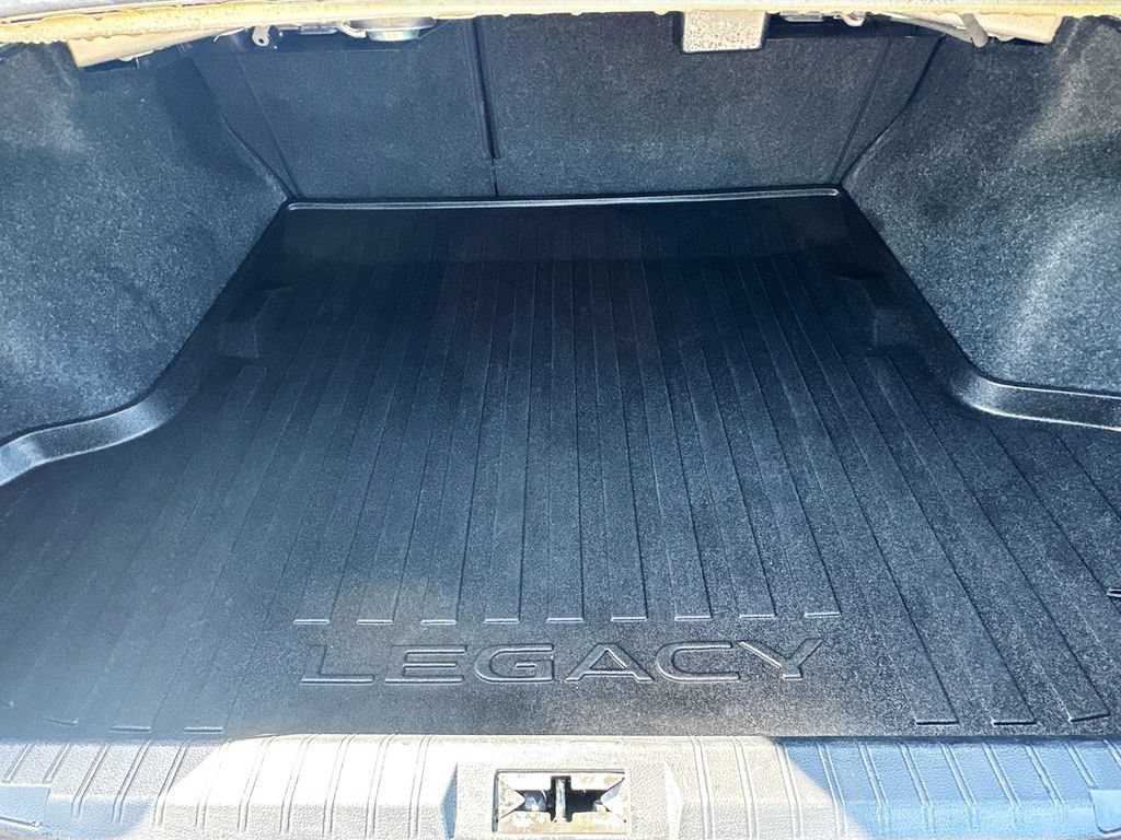 Used 2016 Subaru Legacy 2.5i Limited AWD/4WD image 32