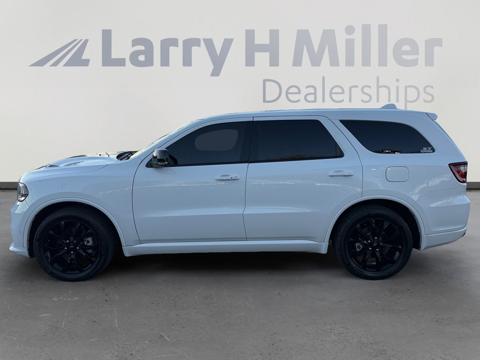 Certified 2019 Dodge Durango R/T w/ Technology Group image 2