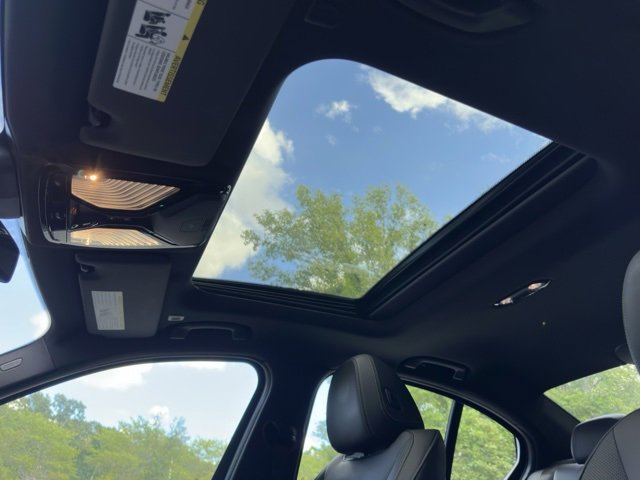 Used 2022 BMW 330i xDrive Sedan w/ Driving Assistance Package image 20