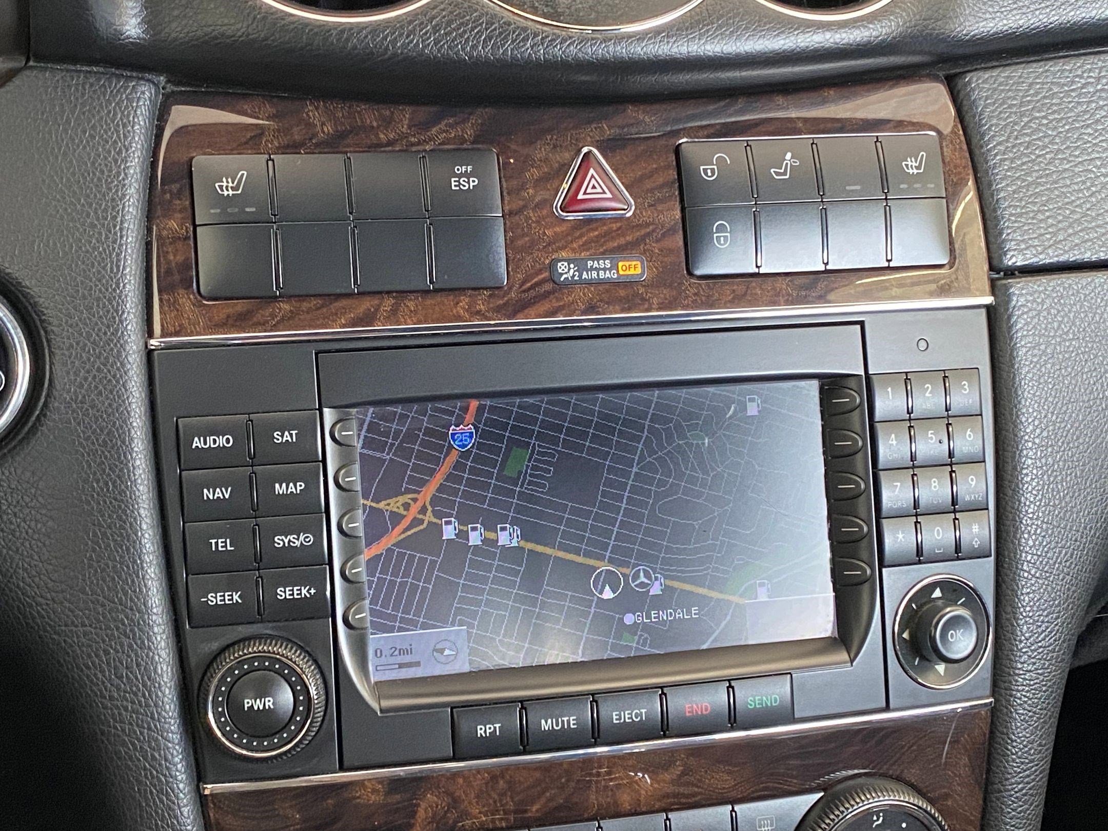 Used 2009 Mercedes-Benz CLK 350 Cabriolet image 25