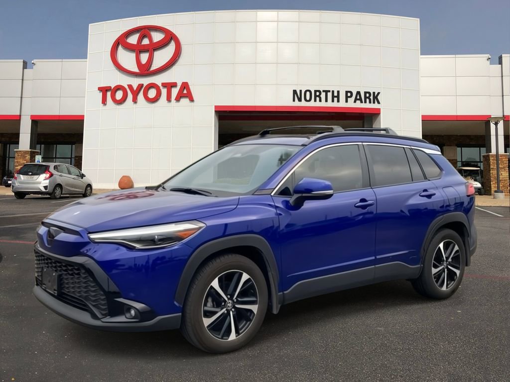 Used 2024 Toyota Corolla Cross XSE w/ Convenience Package AWD/4WD image 1