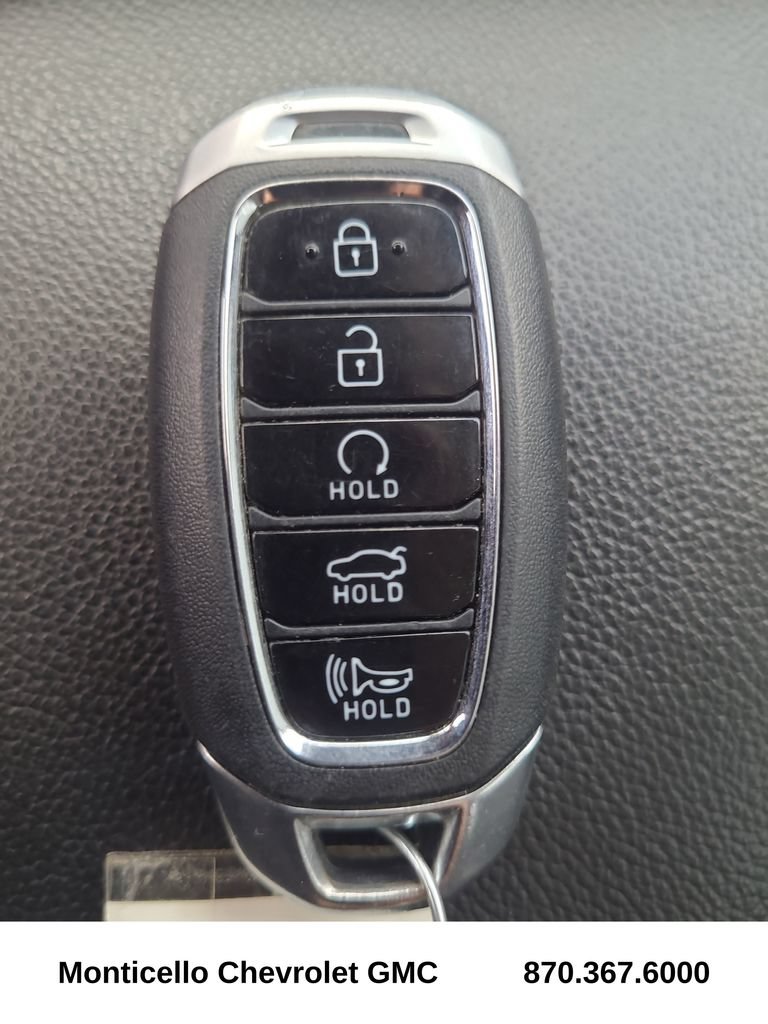 Used 2022 Hyundai Elantra SEL w/ Preferred Accessory Package FWD image 30