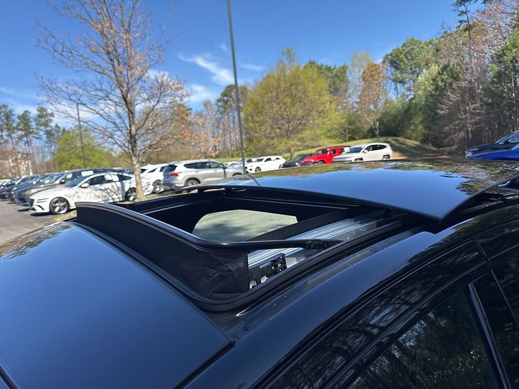 Used 2025 Hyundai Ioniq 6 Limited image 25