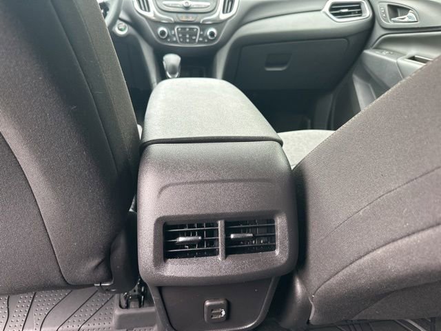 Used 2023 Chevrolet Equinox LT AWD/4WD image 22