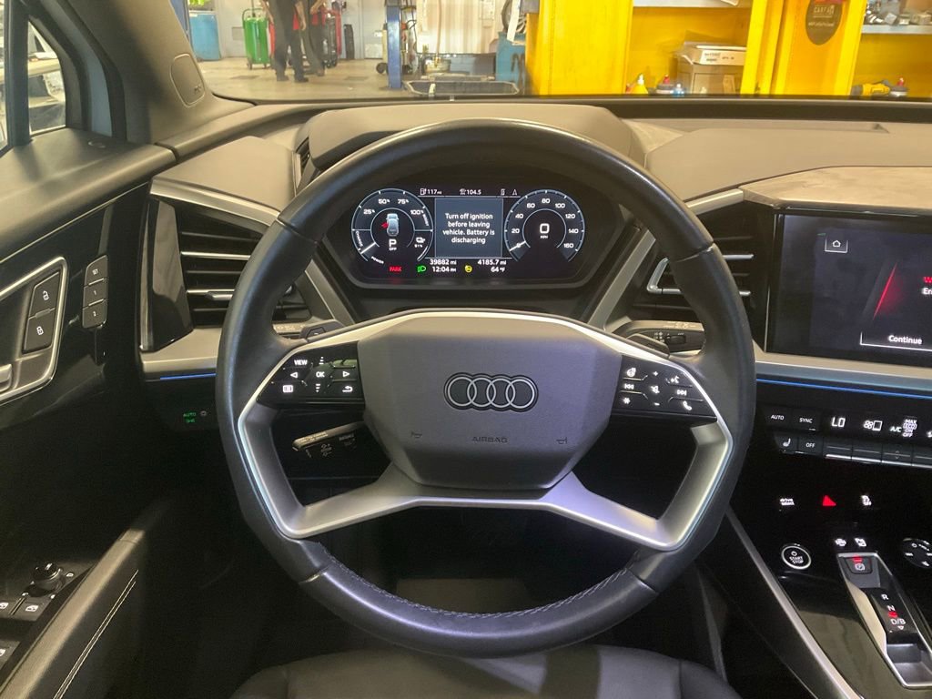 Used 2022 Audi Q4 e-tron Prestige AWD/4WD image 17