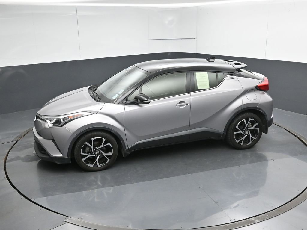 Used 2019 Toyota C-HR Limited FWD image 48