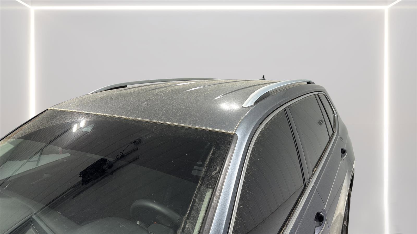 Used 2022 Volkswagen Tiguan SE FWD image 29