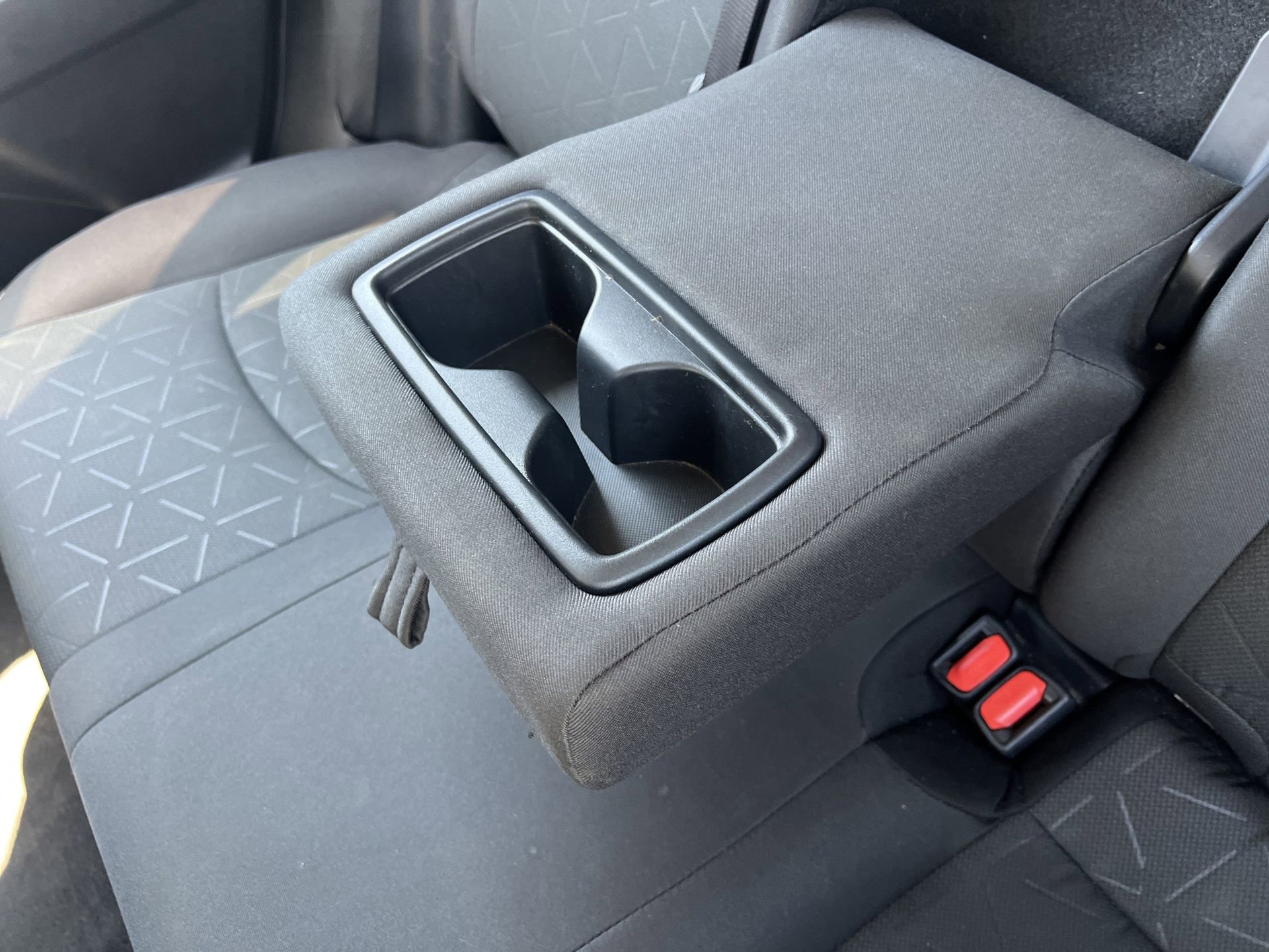 Used 2023 Toyota RAV4 XLE image 20