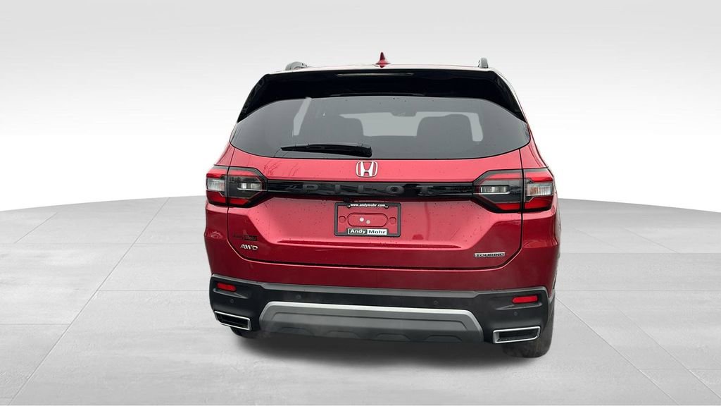 Certified 2023 Honda Pilot Touring image 6