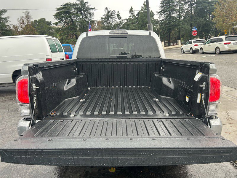 Used 2023 Toyota Tacoma TRD Off-Road image 5