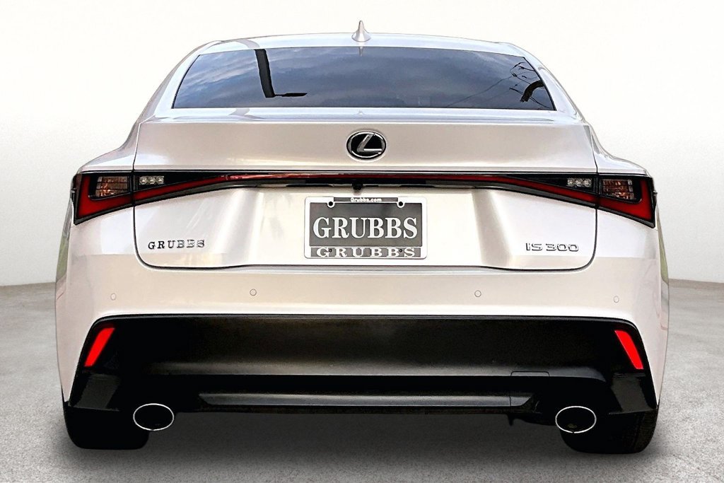 Used 2024 Lexus IS 300 w/ Comfort Package RWD image 5