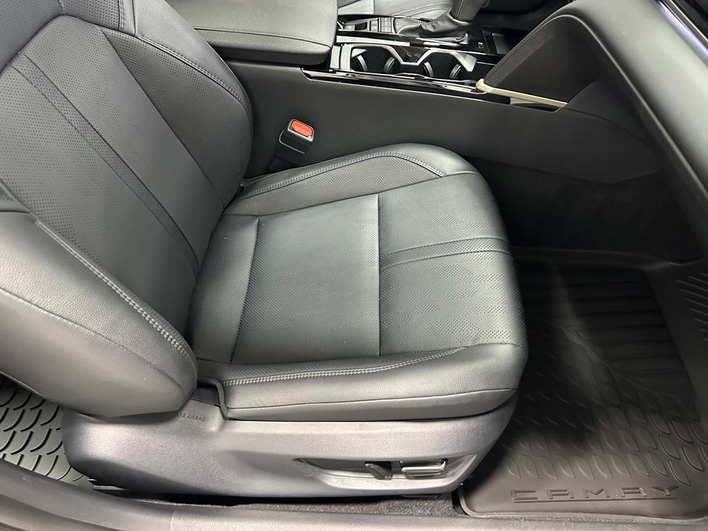 Used 2026 Toyota Camry XSE FWD image 62