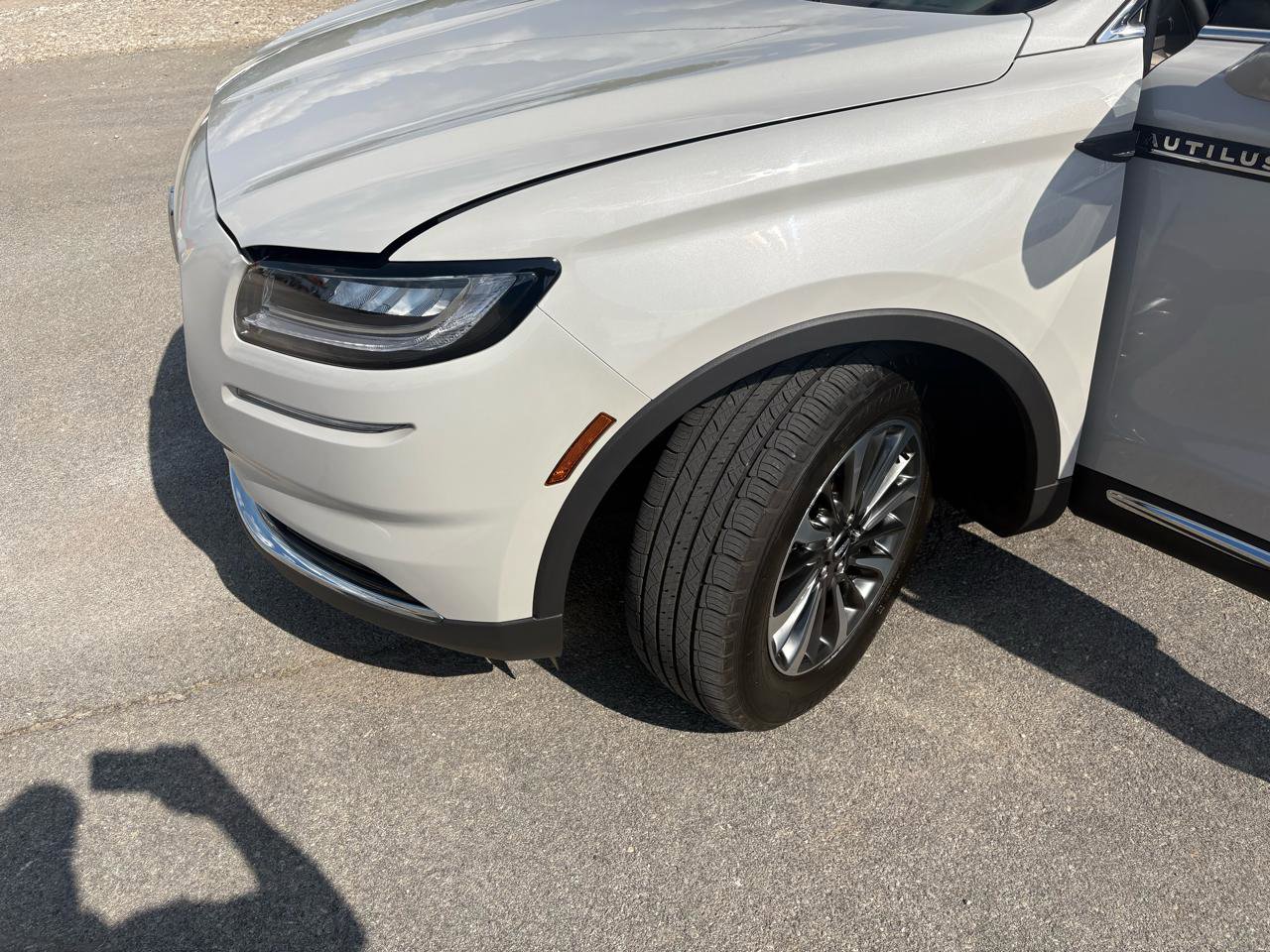 Used 2021 Lincoln Nautilus FWD w/ Equipment Group 101A image 62