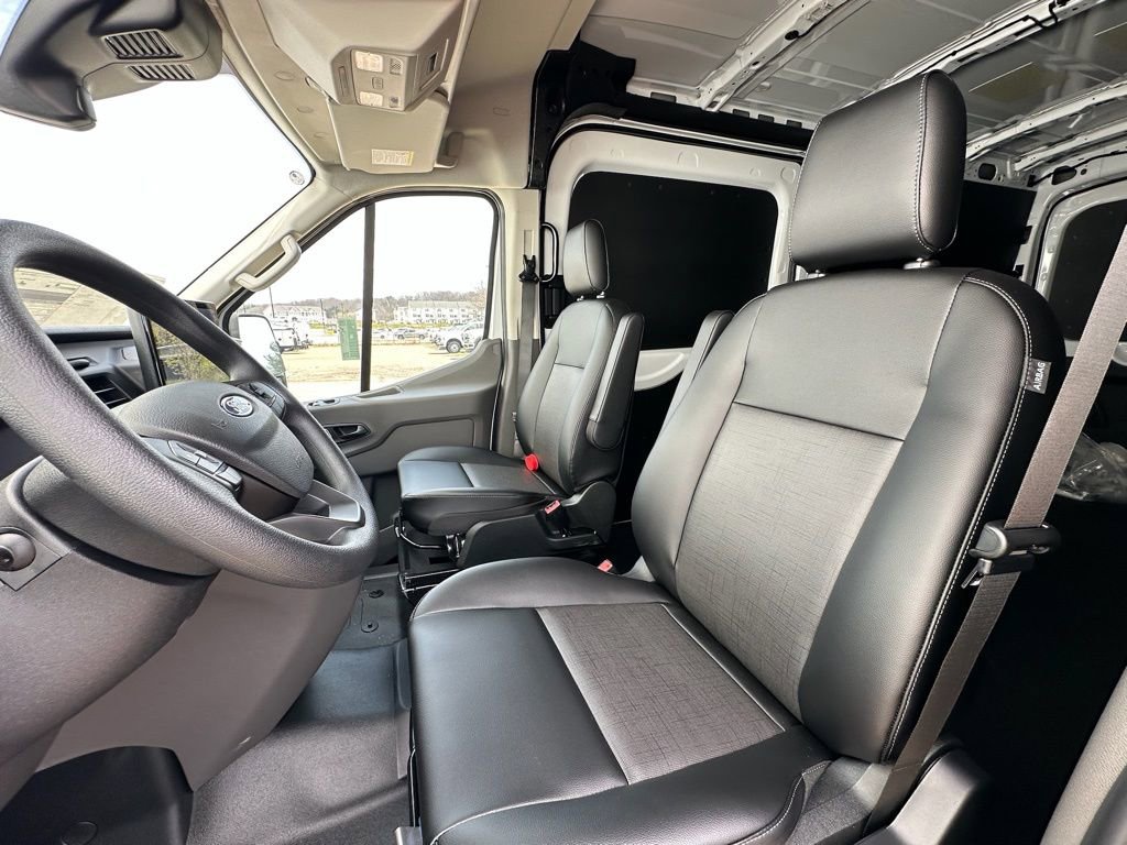 New 2026 Ford Transit 350 148 Medium Roof w/ Load Area Protection Package RWD image 12