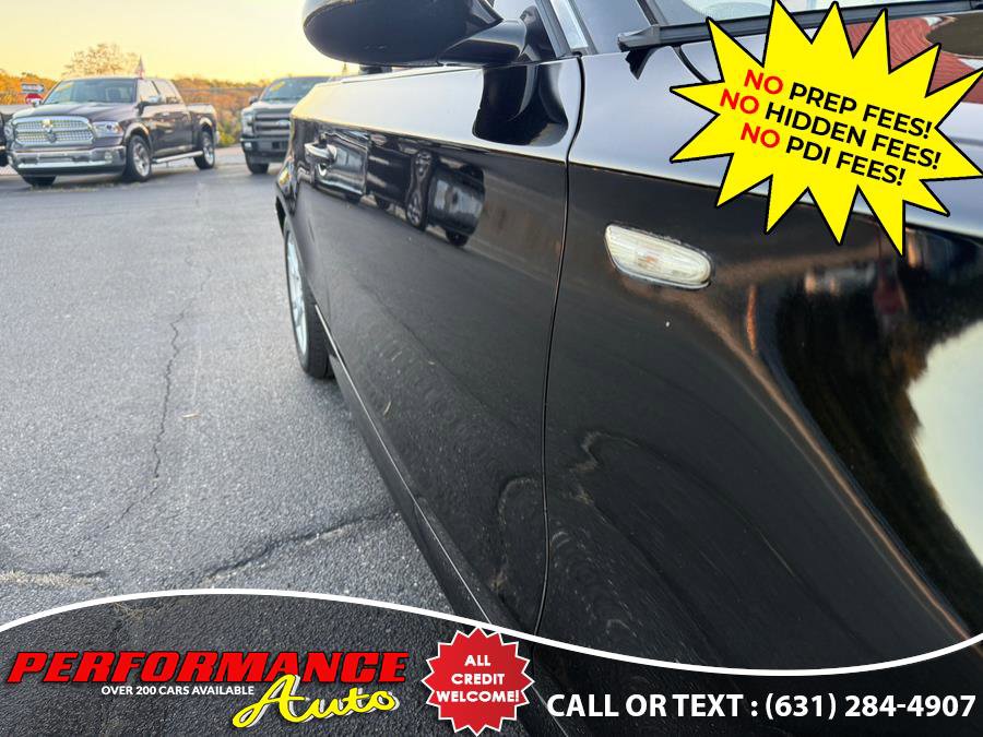 Used 2009 BMW 128i Convertible image 21