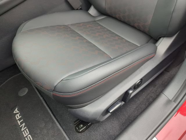 New 2026 Nissan Sentra SR w/ SR Premium Package FWD image 15