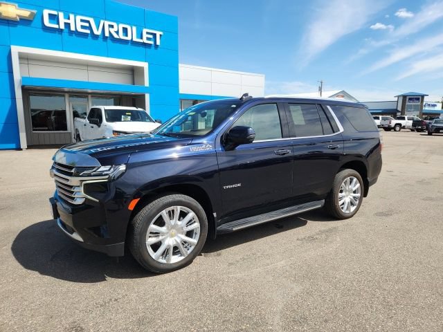 Used 2024 Chevrolet Tahoe High Country AWD/4WD image 2