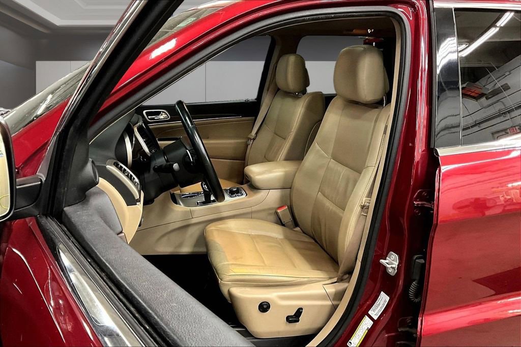 Used 2015 Jeep Grand Cherokee Limited image 21