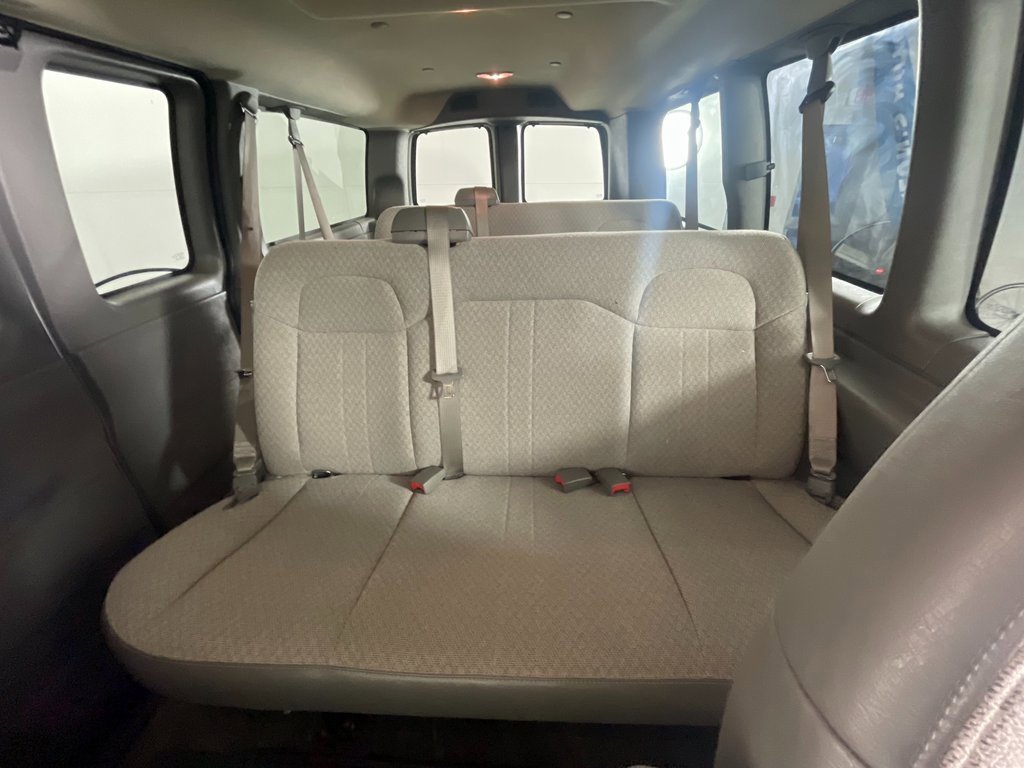 Used 2016 Chevrolet Express 2500 LS image 24
