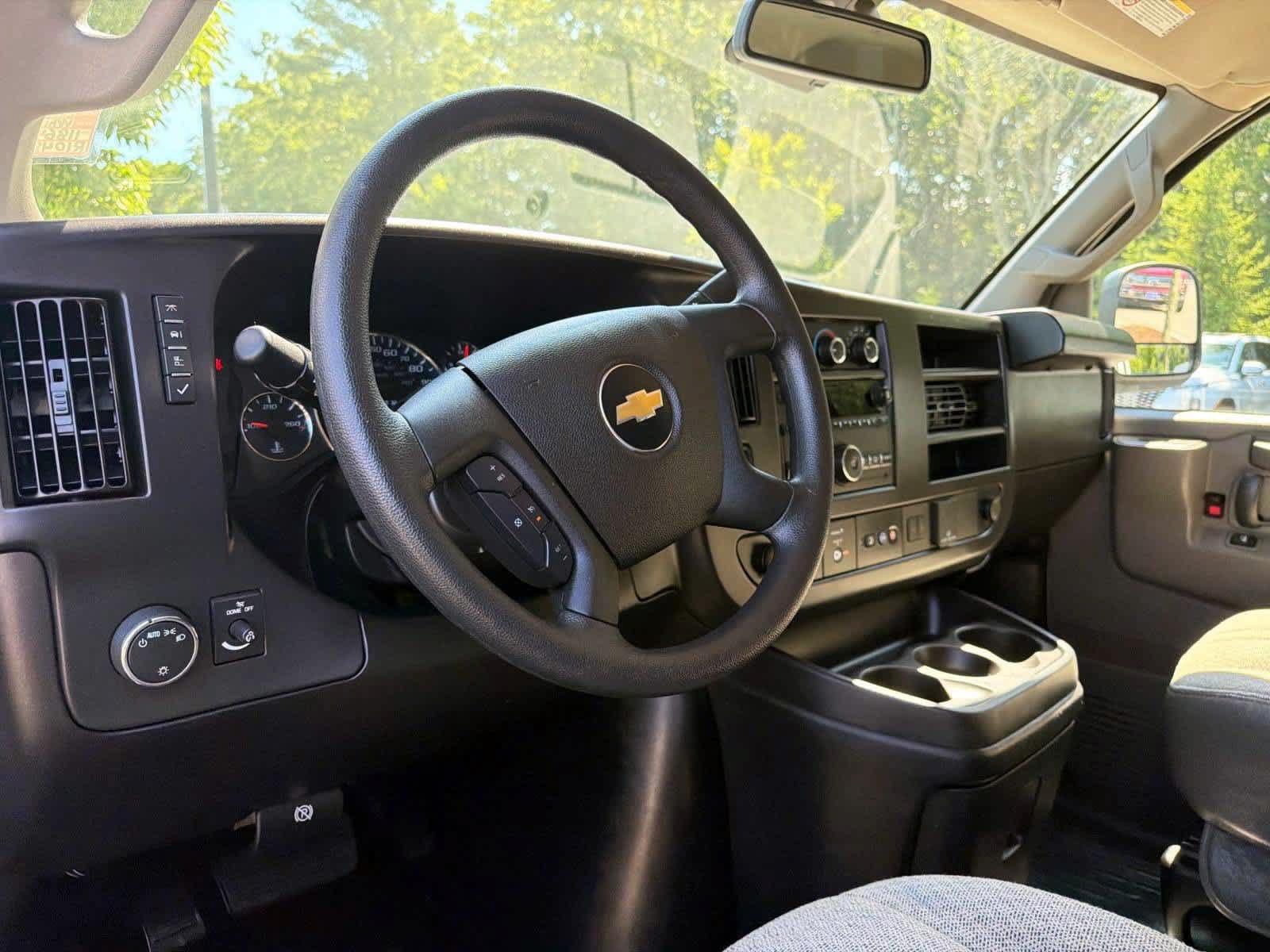 Used 2025 Chevrolet Express 2500 LT RWD image 11