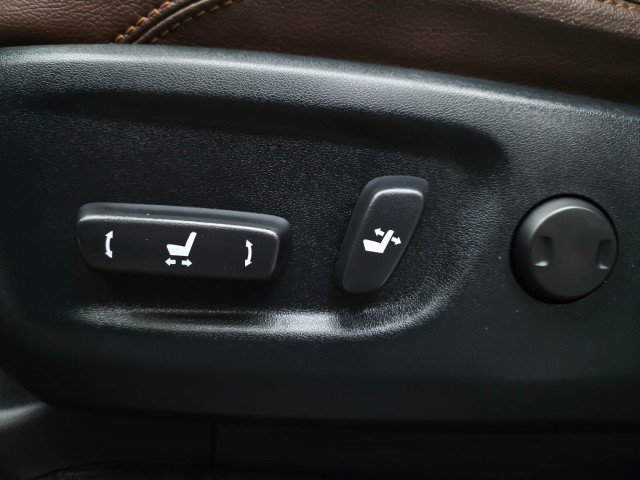 Used 2023 Toyota 4Runner Limited AWD/4WD image 33