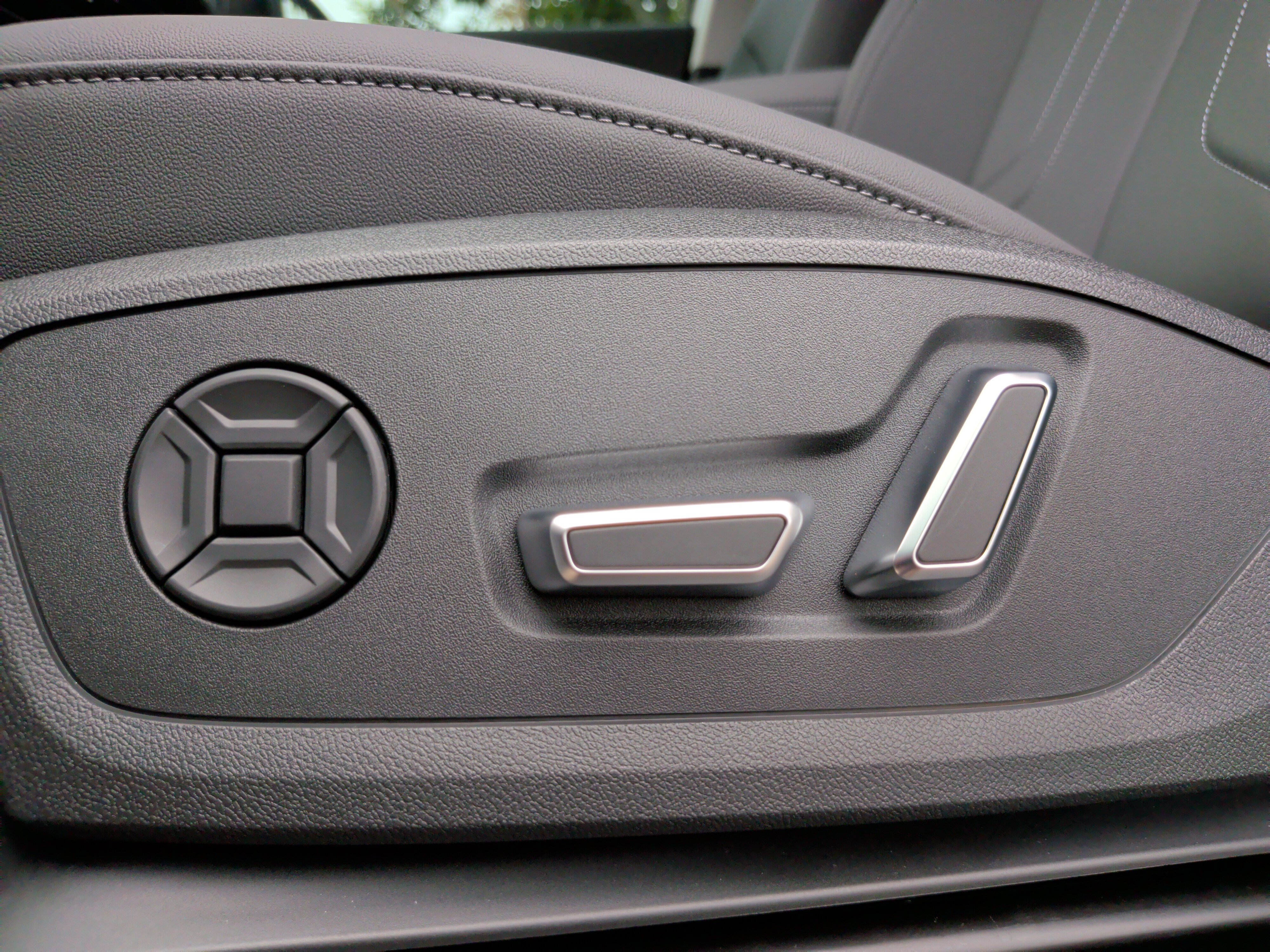 Used 2026 Audi Q3 quattro 2.0T AWD/4WD image 30